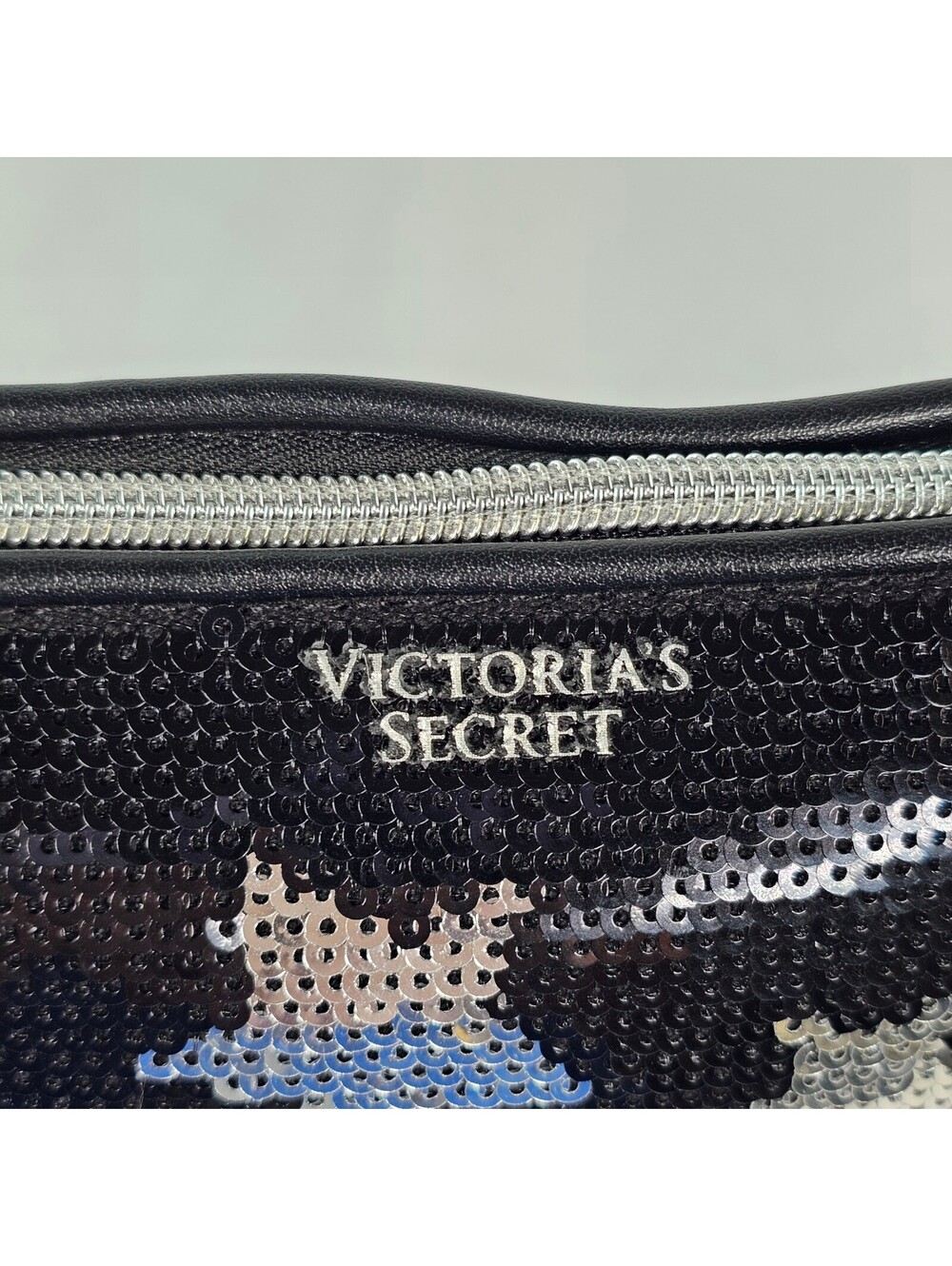 Victoria's Secret Sequin Star Makeup Bag Black Life Of The Party Cosmetic Pouch - Picture 3 of 13